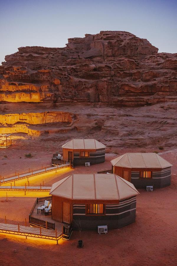 The Villas - Bedouin Boutique Resort Wadi Rum Esterno foto