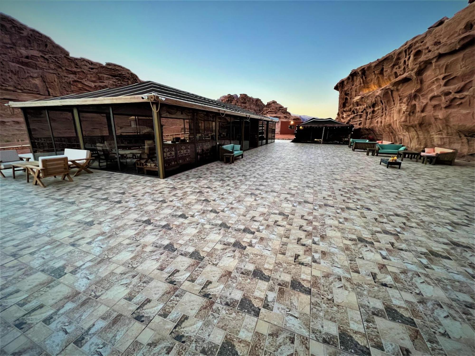 The Villas - Bedouin Boutique Resort Wadi Rum Esterno foto