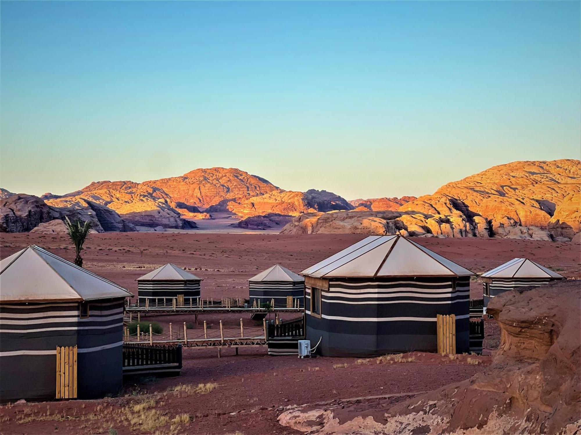 The Villas - Bedouin Boutique Resort Wadi Rum Esterno foto